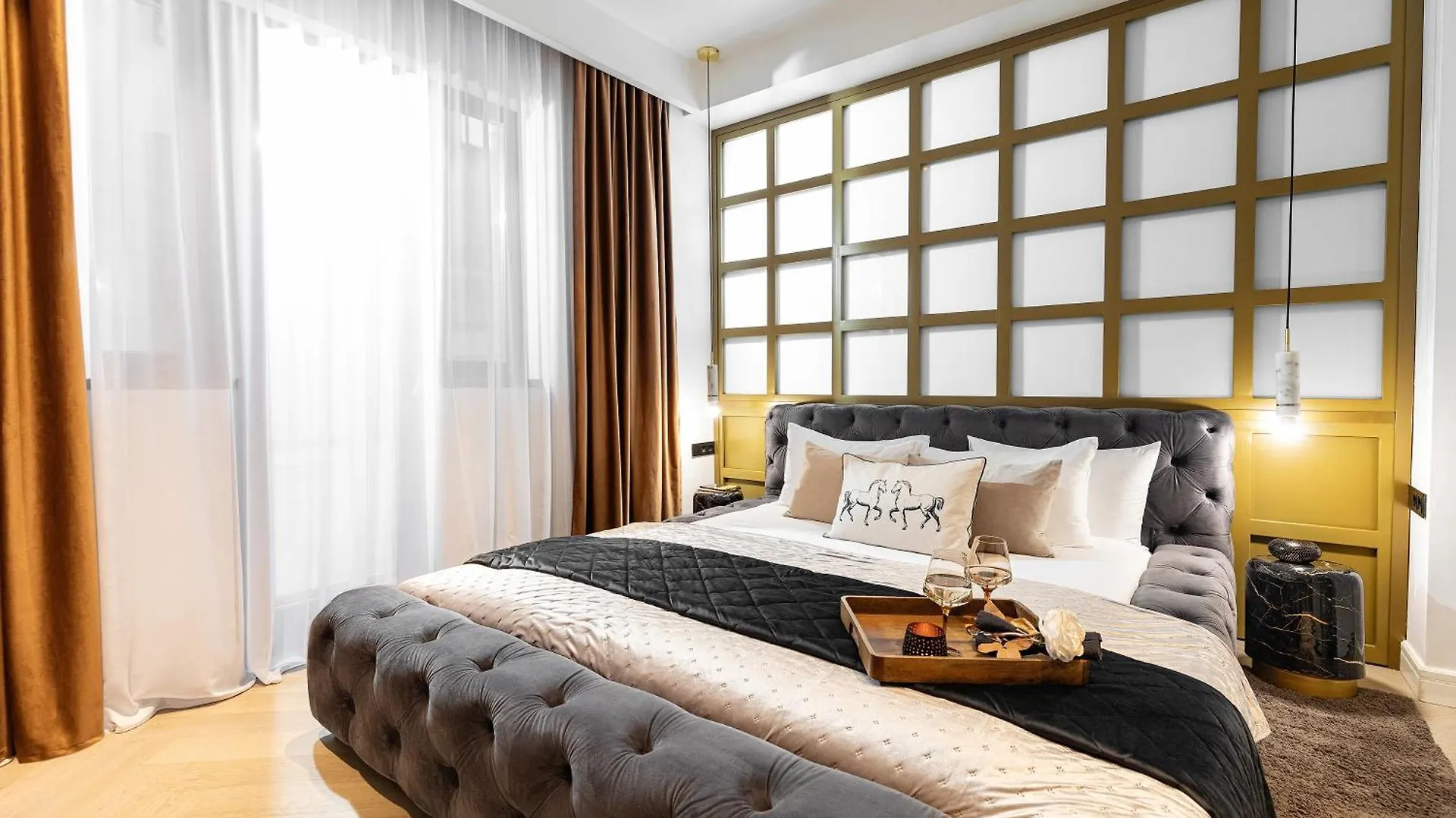 Qult - Peaky Blinders Appartement Boekarest Roemenië